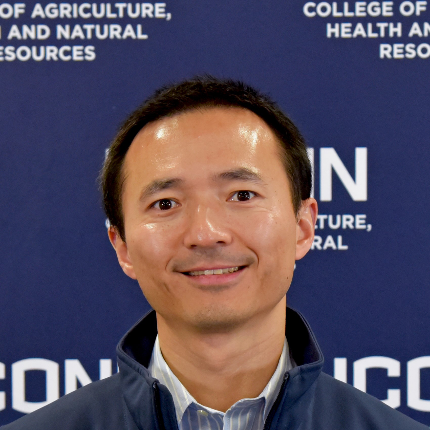 Yangchao Luo headshot, UConn Plant-Based Food and Nutrition Online Graduate Certificate